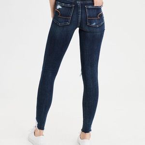 Meet your Posher, Mireya